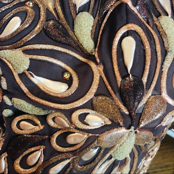 Ema Savahl • Bronze Fluter Hand Painted Dress - Picture 7 of 8